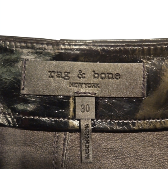 RAG&BONE | Heidi Patent Leather Mini Skirt in Black ~ Size US 12 - Picture 4 of 6